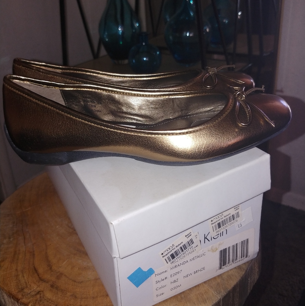Calvin klein slip ons metallic BRAND NEW size 5